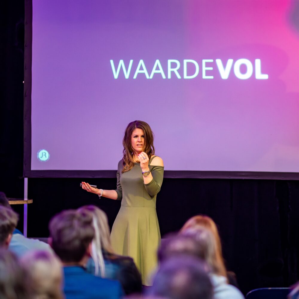 Inspirerende spreker Joyce de Ruiter verandering leiderschap